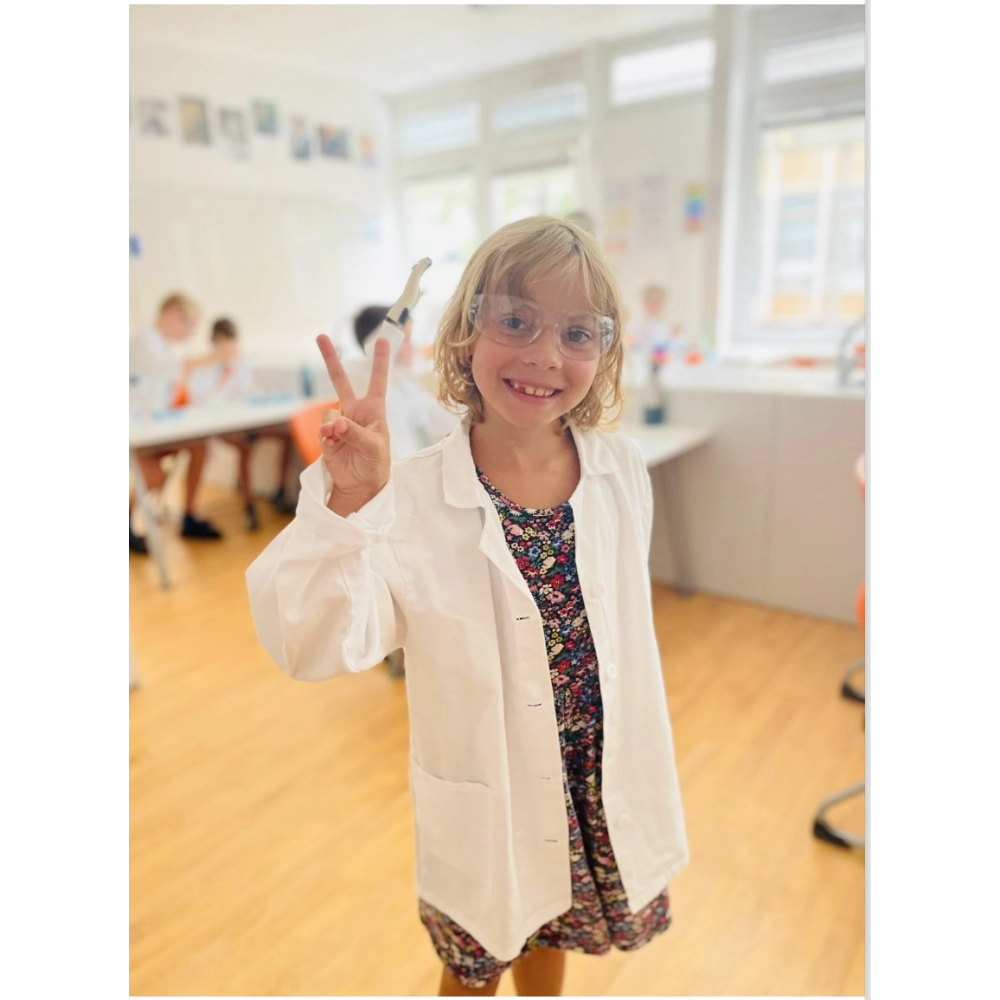 LABORATÓRNY PLÁŠŤ GEORGE